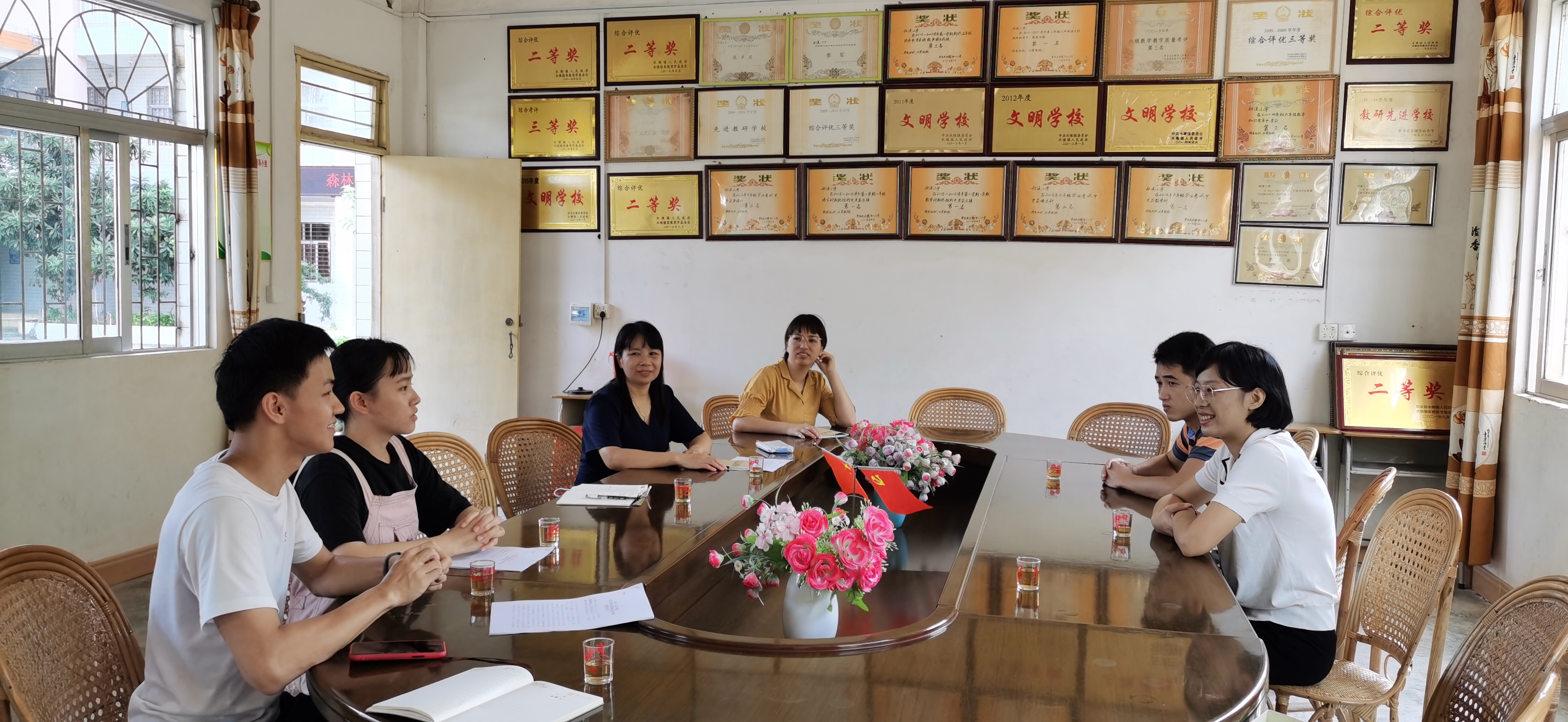 慰問(wèn)支教老師 (2).jpg